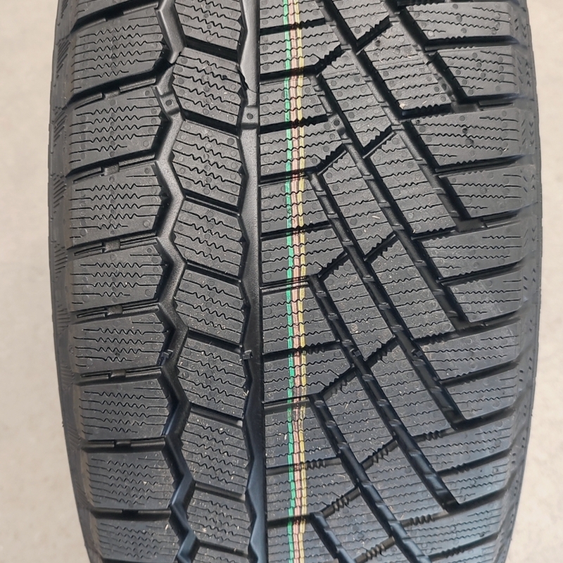 Gislaved Soft Frost 200 SUV 215/65R16 102T XL FR  TL