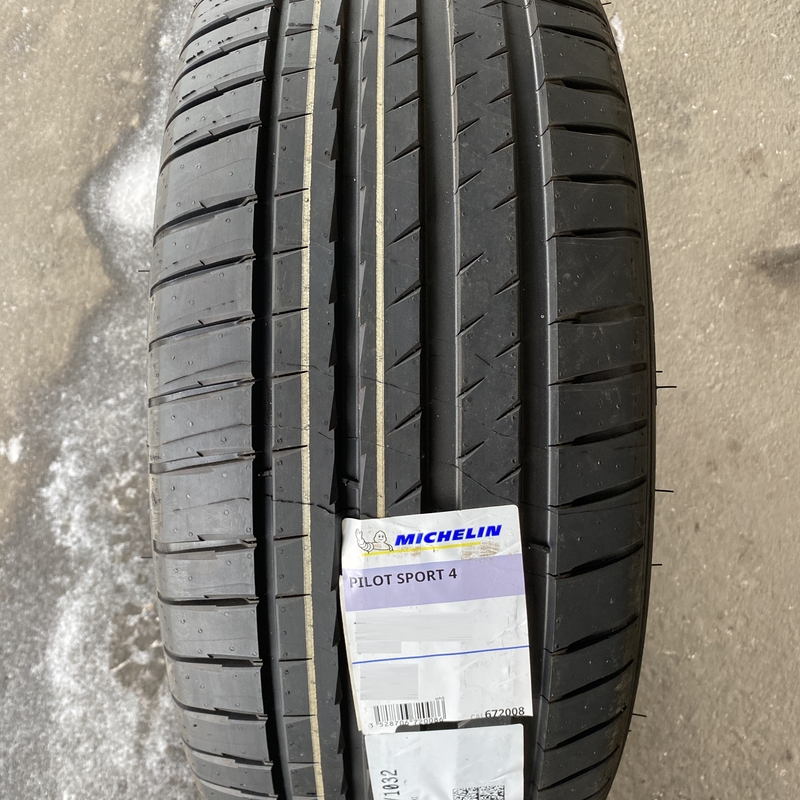 Michelin Pilot Sport 4 275/35R21 103Y N0 TL