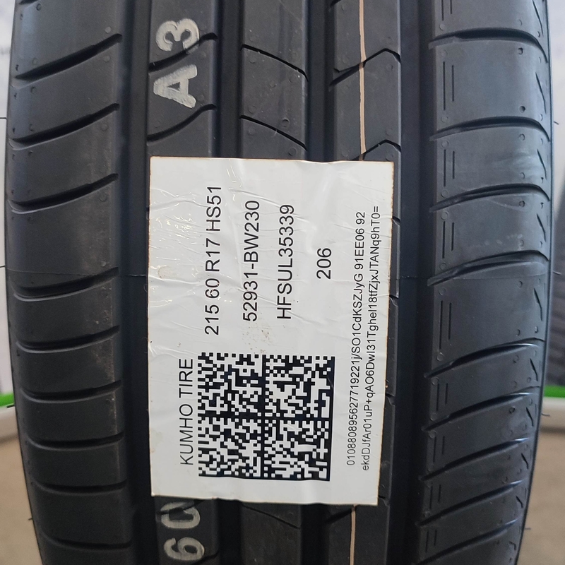 Kumho Ecsta HS51 215/60R17 96H TL