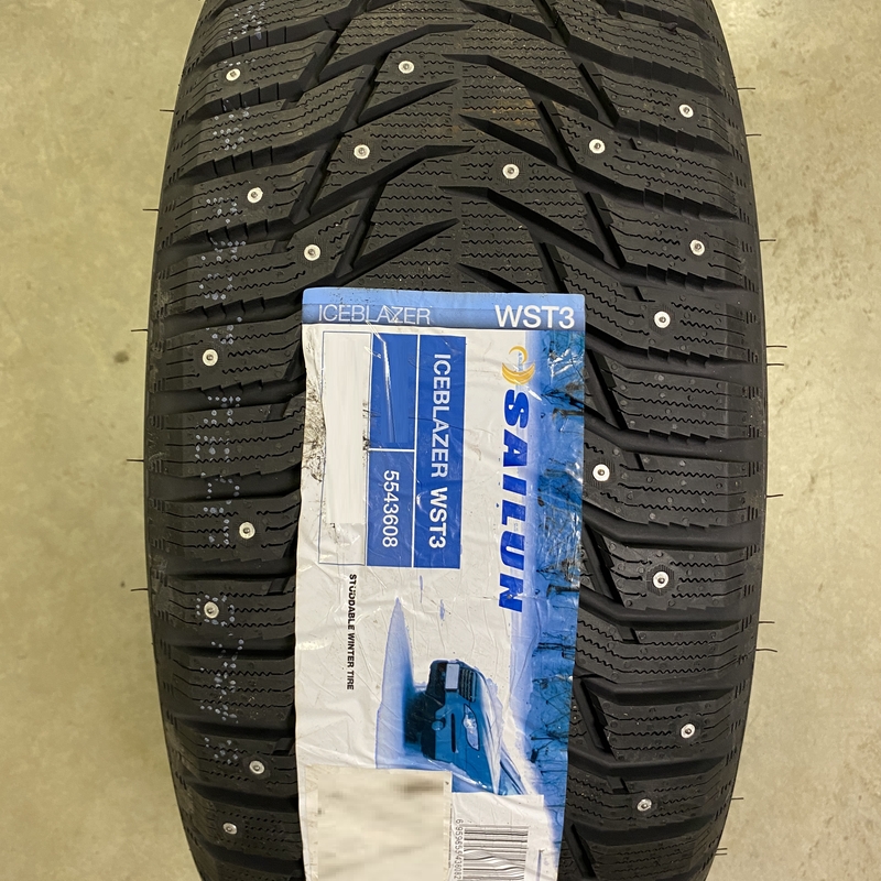 Sailun Ice Blazer WST3 275/40R20 100T TL (шип.)