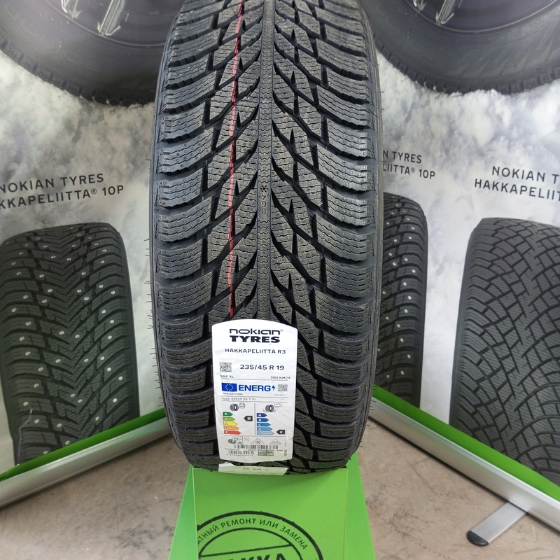 Nokian Tyres Hakkapeliitta R3 235/45R19 99T XL TL