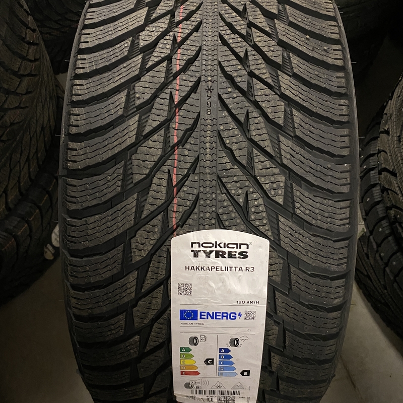 Nokian Tyres Hakkapeliitta R3 SUV 265/50R19 110R XL RunFlat TL