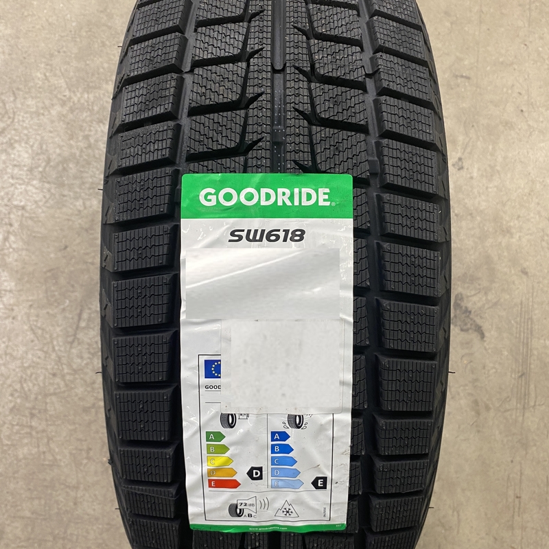 Goodride SW 618 175/70R13 82T TL