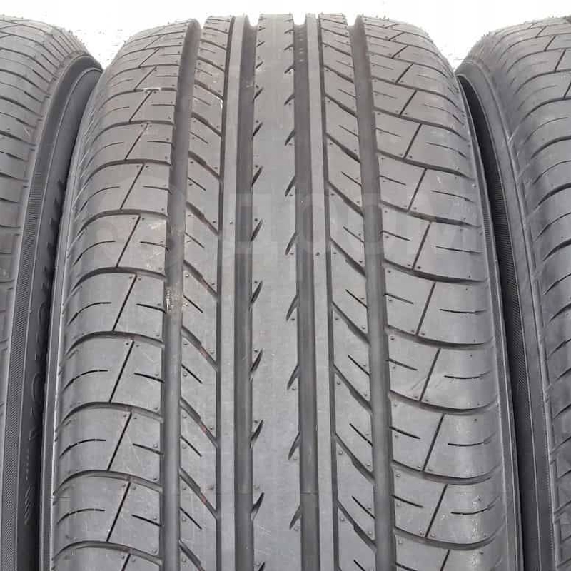 Yokohama BluEarth E70BZ 215/55R17 94V TL