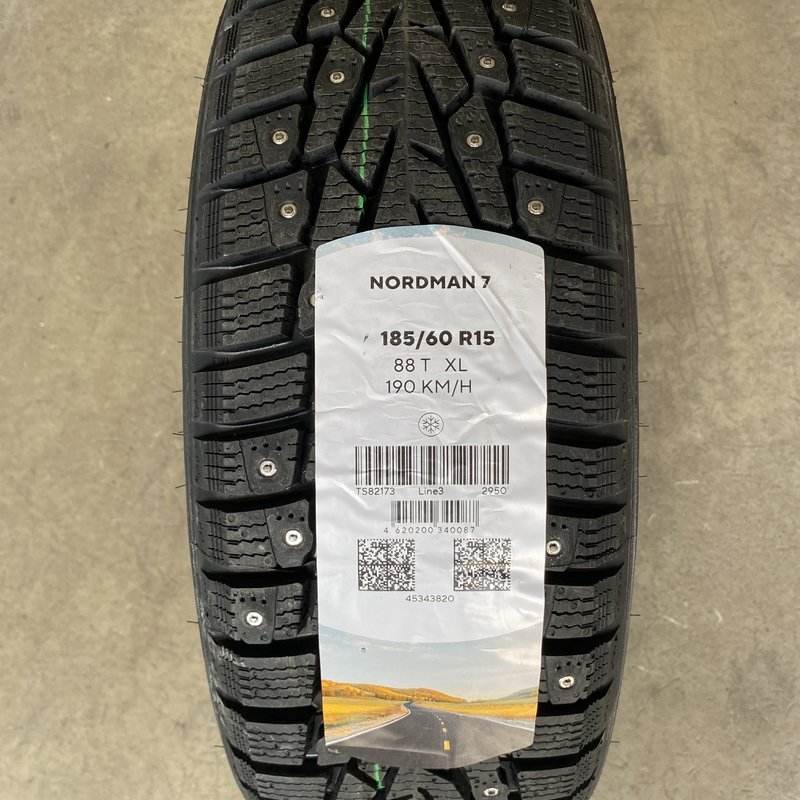 Nokian Tyres Nordman 7 185/60R15 88T XL TL (шип.)