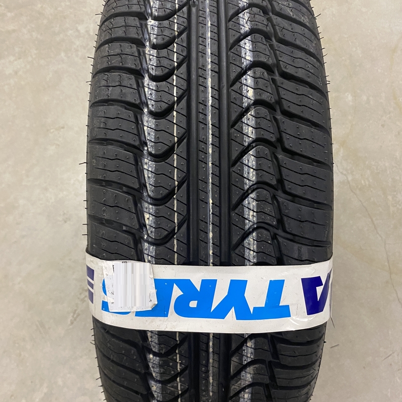 КАМА (Нижнекамский шинный завод) Кама 365 SUV (НК-242) 215/65R16 102T TL