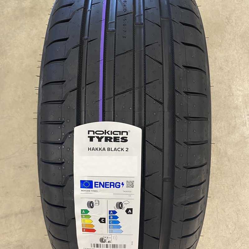 Nokian Tyres Hakka Black 2 235/35ZR19 91Y XL TL