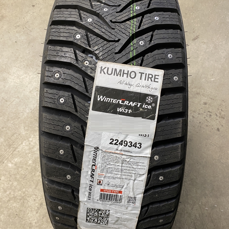 Kumho WinterCraft Ice WI31 225/40R19 93T XL  TL (шип.)